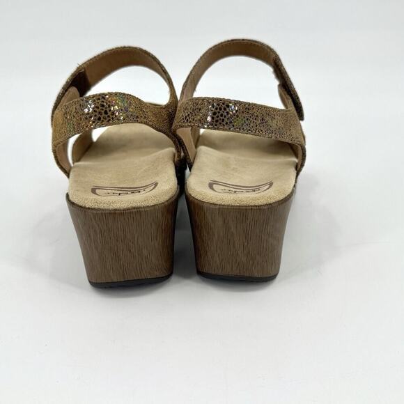 Dansko Womens US Size 10.5-11 Shimmer Size 41 Platform Casual Slingback Sandal - Picture 4 of 12